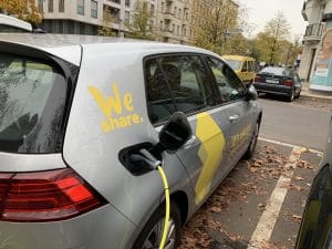 vw Golf laden bei WeShare