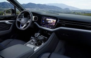 Volkswagen Touareg R interieur cockpit