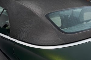 Verdeck desCabrios mit Glas-Heckscheibe