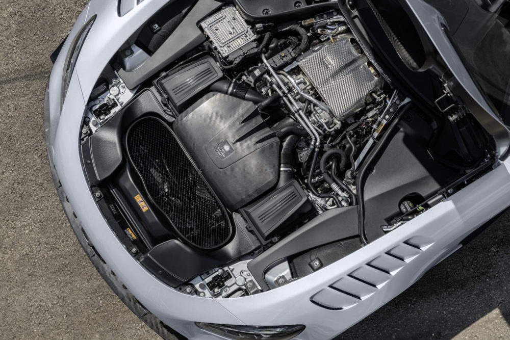 V8 AMG Flat-Pane Motor
