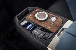 BMW iX Bedienung