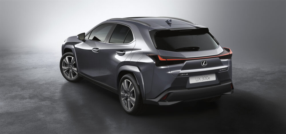 lexus ux 300e 2023 2