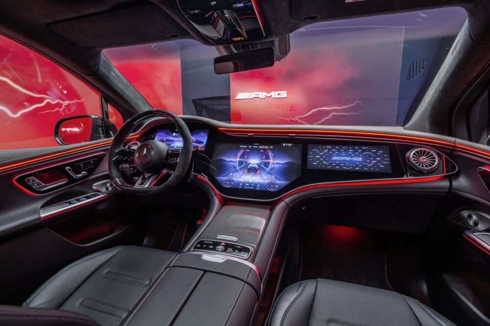 mercedes amg eqe suv 2023 10