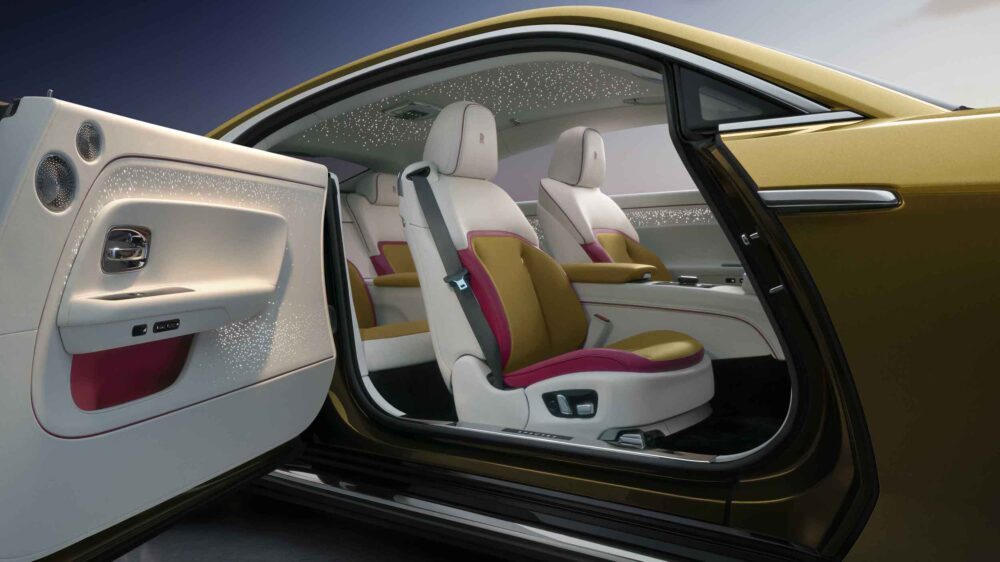 rolls royce spectre coupe 2023 ev 7