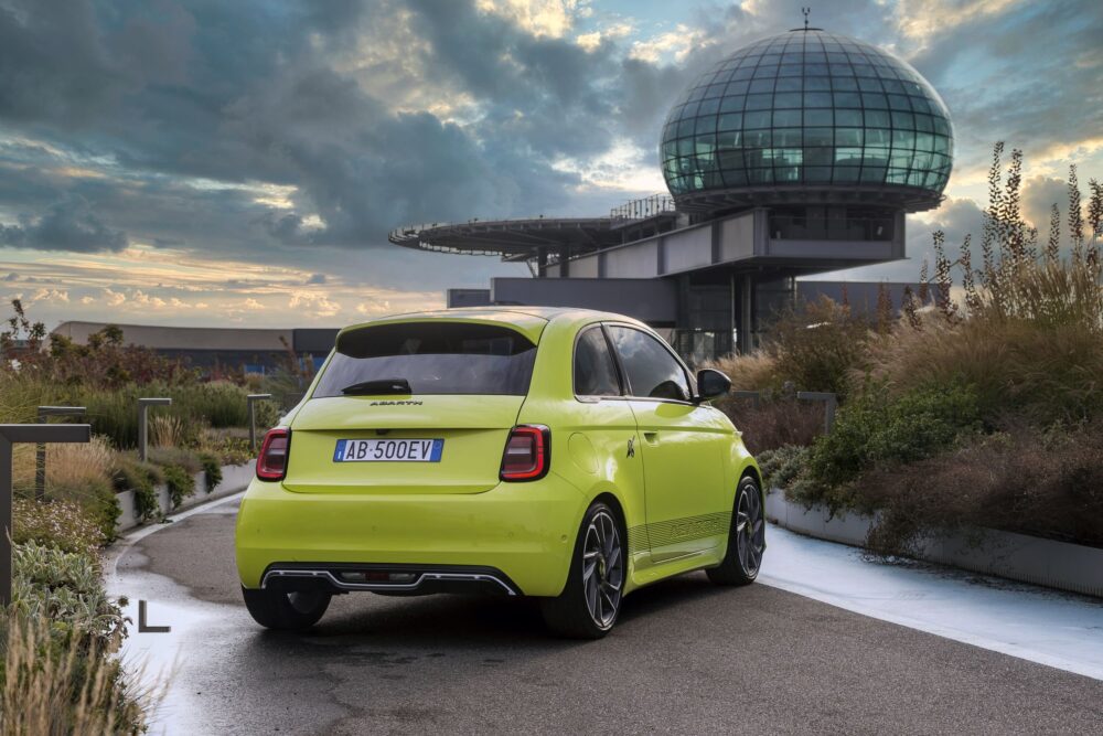 abarth 500e 2023 2