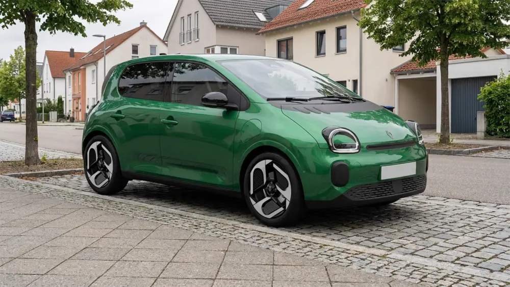 Renault Twingo E-Tech am Straßenrand