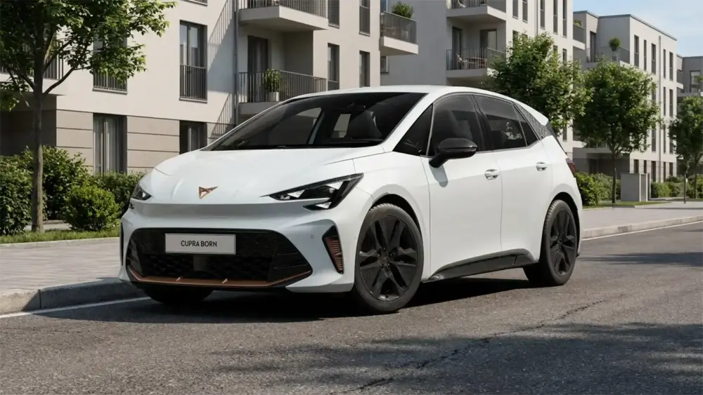 Cupra Born Facelift 2026 in weiß in einer modernen Neubausiedlung