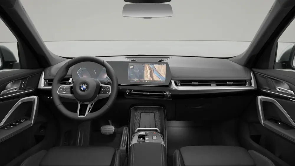 BMW X1 Innenraum mit Blick auf das Cockpit