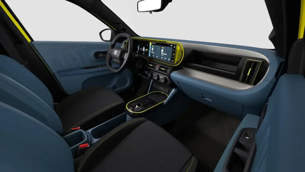 Fiat Grande Panda Innenraum mit Blick auf das Cockpit