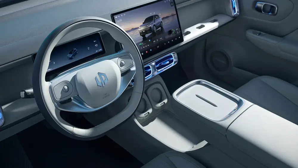 Leapmotor B10 Innnenraum mit Blick auf das Armaturenbrett