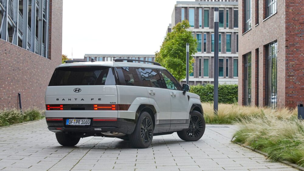 Hyundai Santa Fe Suv 4