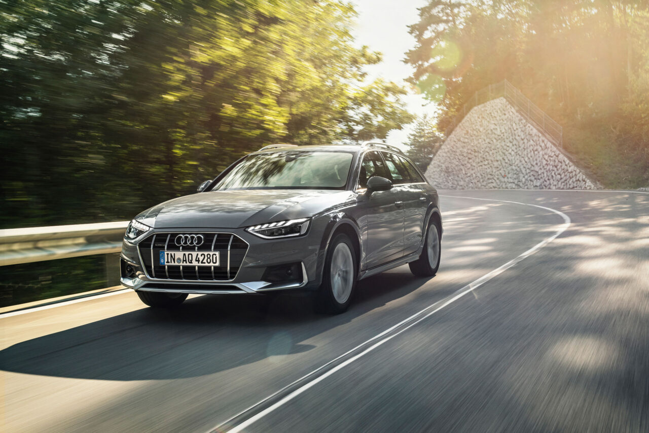 Audi A4 allroad Vehicle Model