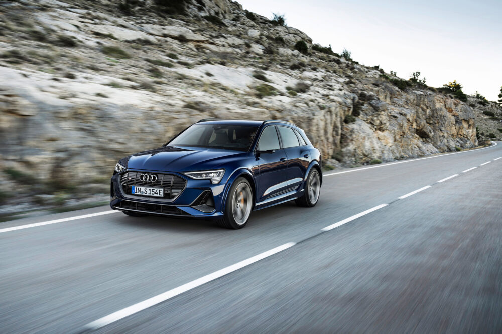 audi etron 06