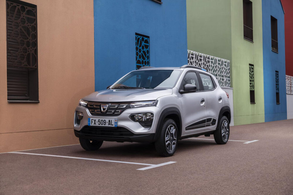 dacia spring 02