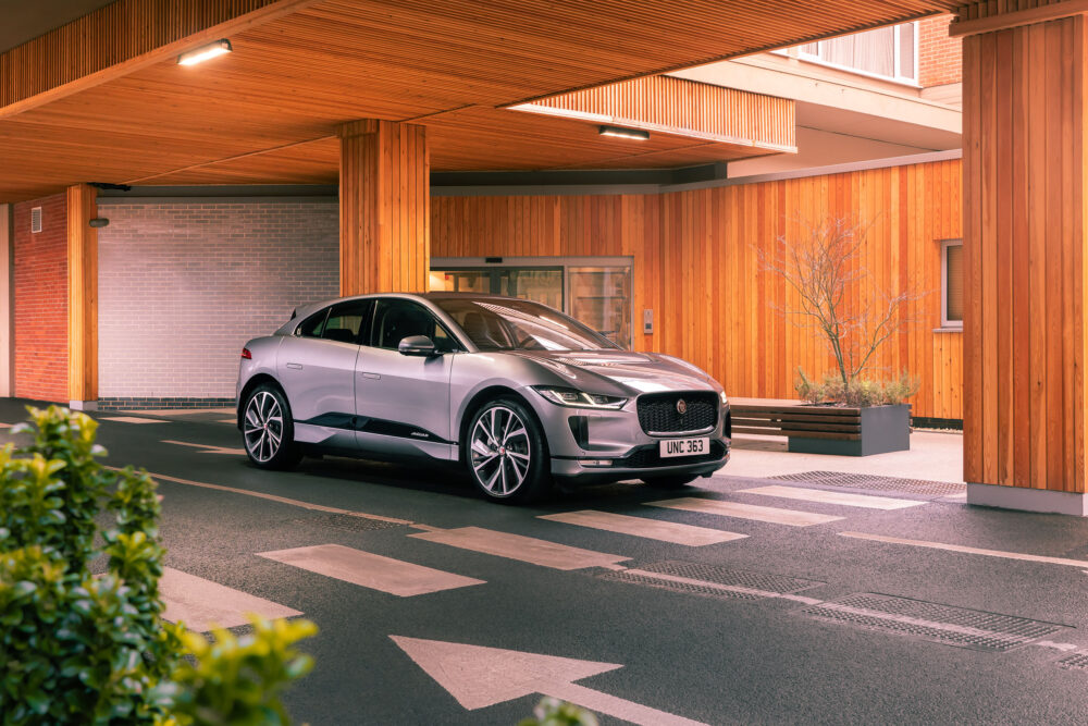 jaguar i pace 09