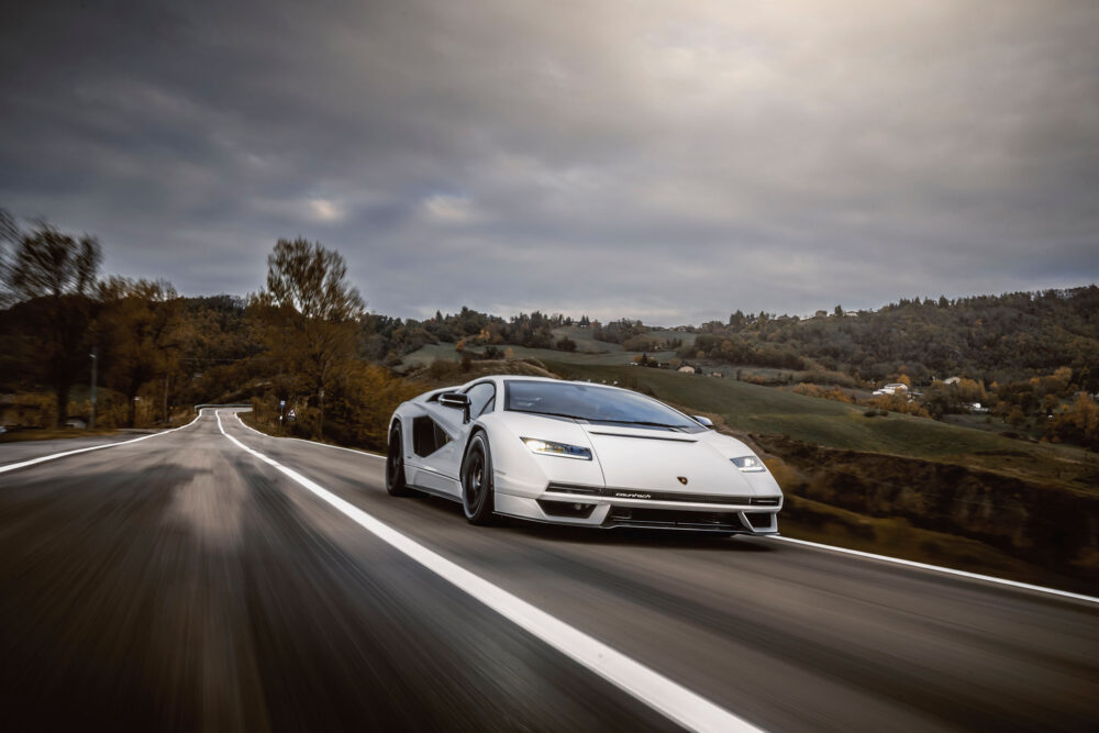 lamborghini countach 12