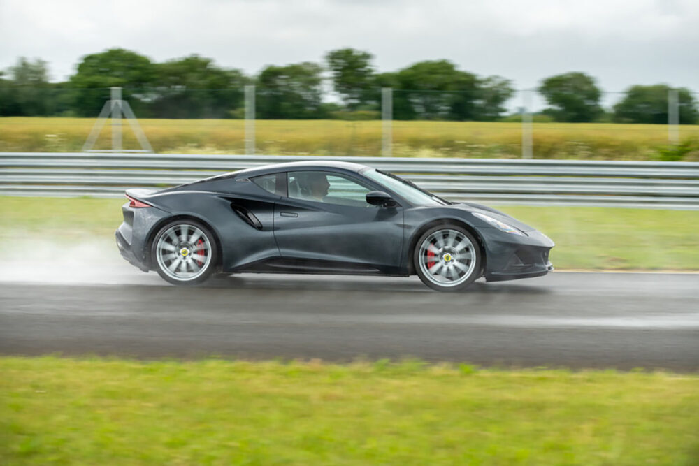 lotus emira 03