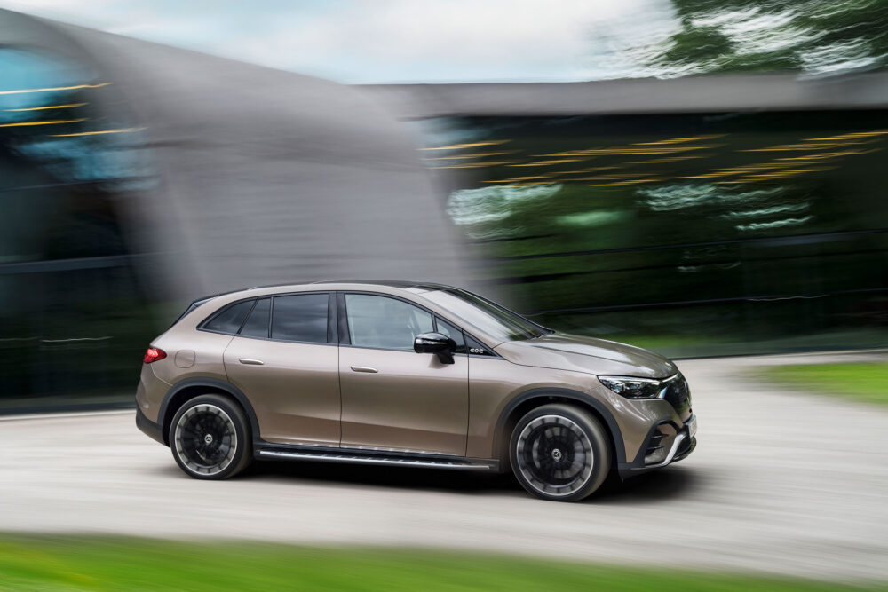 mercedes eqe suv 03