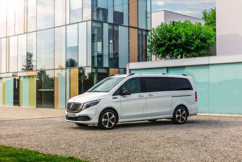 mercedes eqv 04