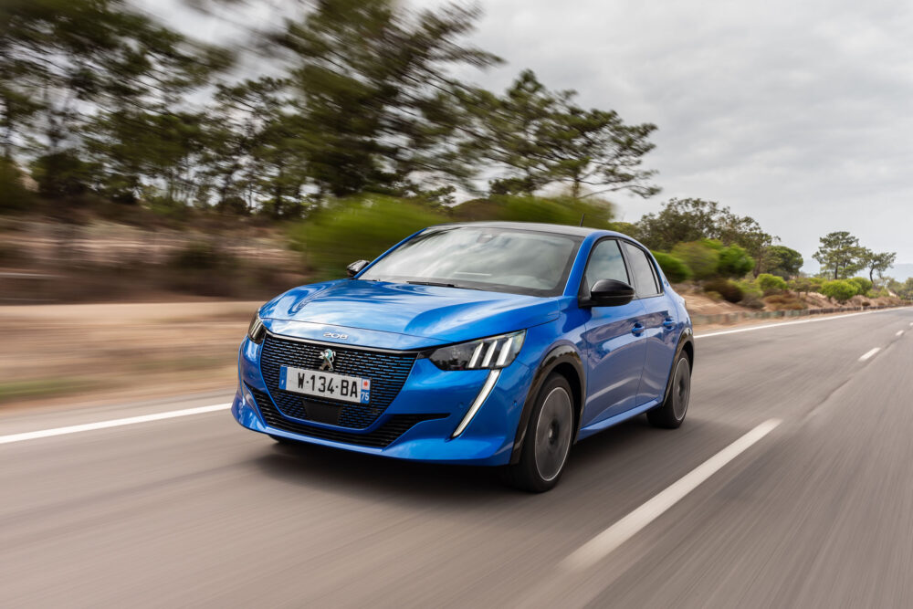 peugeot 208 02