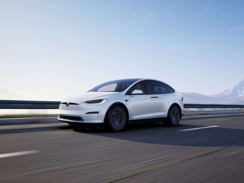 tesla model x 02