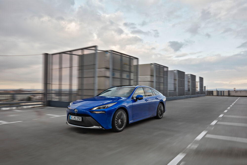 toyota mirai 06